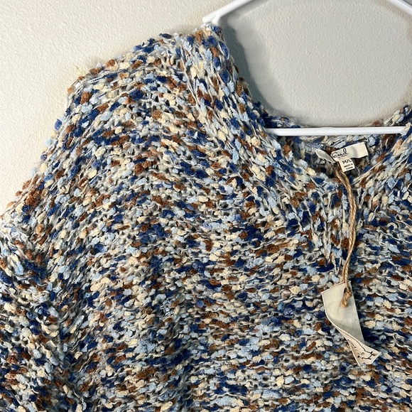 🌟 NWT! Easel Los Angeles V-Neck Sweater - Size Medium/Large! 🌟 - Picture 5 of 6